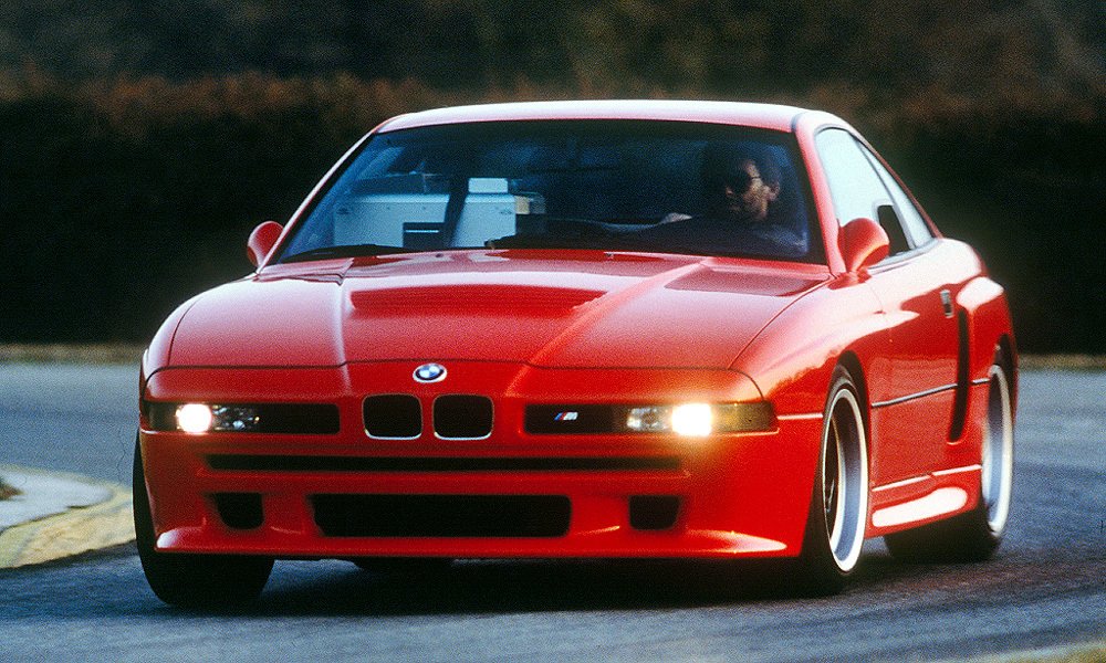 Sportovní oddělení automobilky BMW postavilo v roce 1990 jeden až tři prototypy BMW M8. Zadní kola poháněl šestilitrový motor V12 s výkonem až 600 koní.