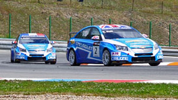 WTCC v Brně: Dvě vítězství pro Chevrolet