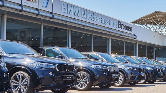 Červencový prodej osobních aut v Německu vykázal meziročně pokles o čtvrtinu
