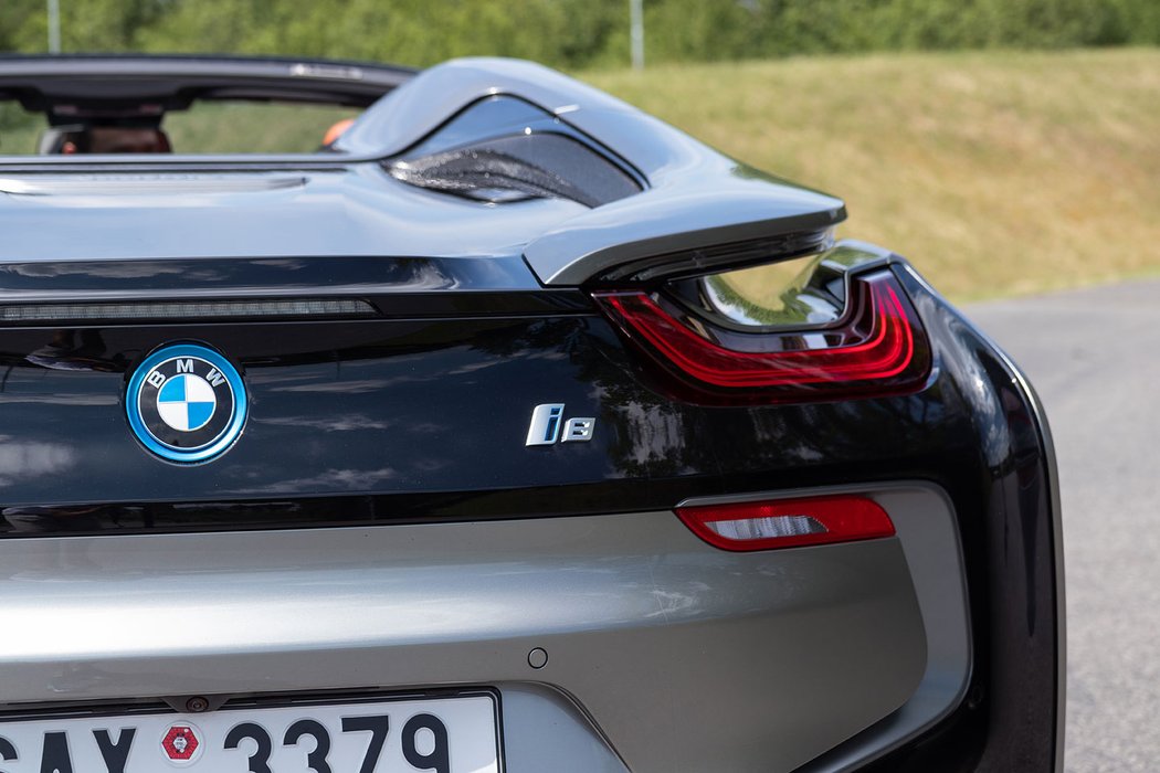 BMW i8