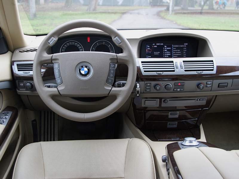 BMW řada 7