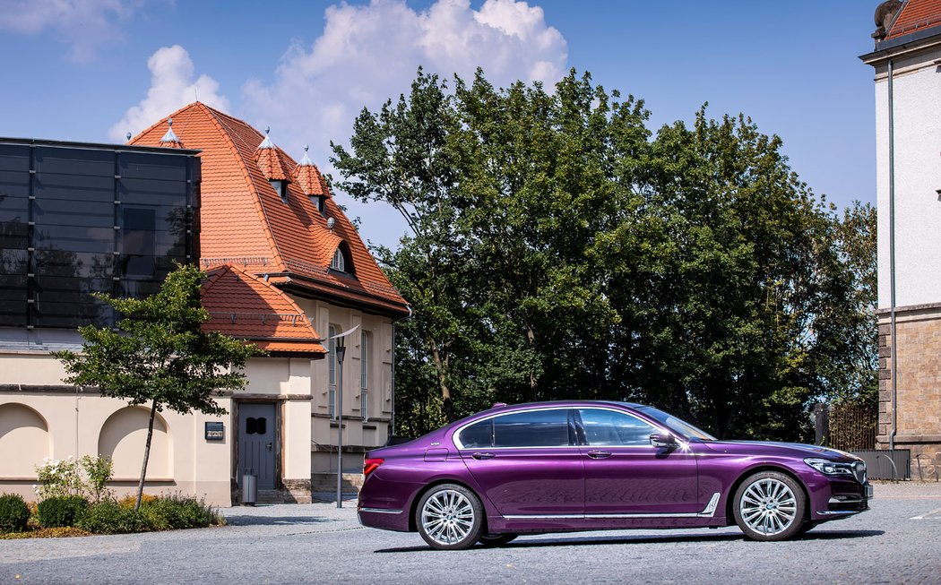 BMW M760Li xDrive V12 Excellence