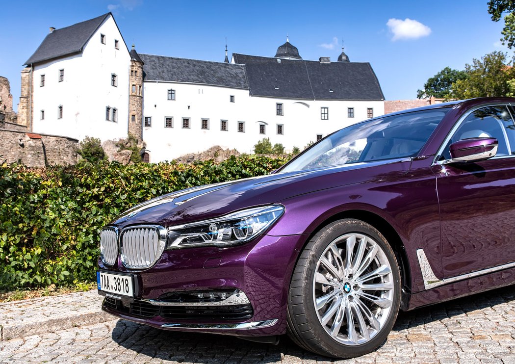 BMW M760Li xDrive V12 Excellence