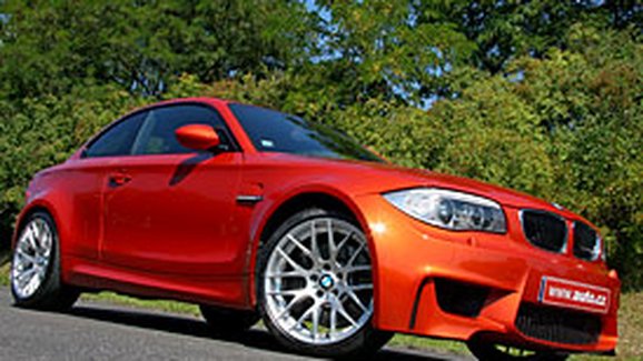 TEST BMW 1 M Coupé - Hodně rychle, hodně bokem