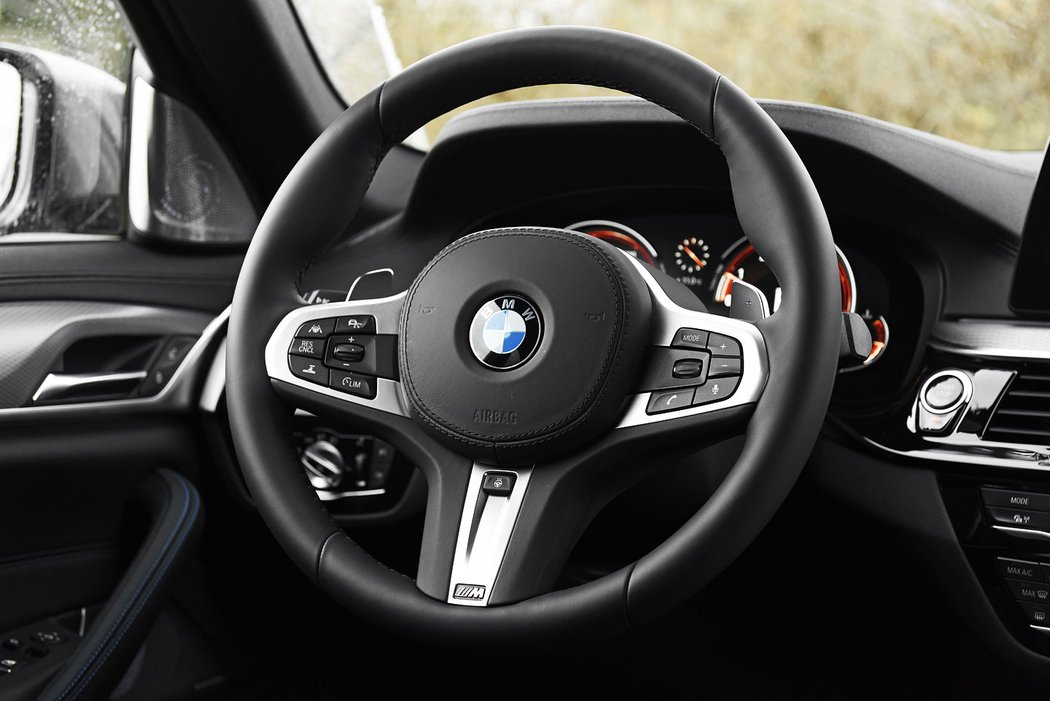 bmw testy vyssistredni