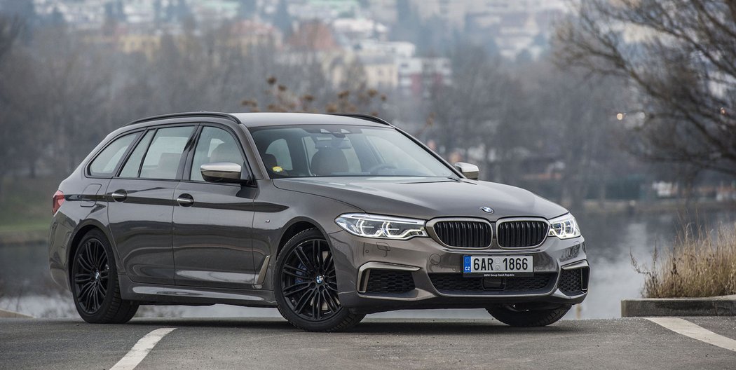 BMW M550d xDrive Touring