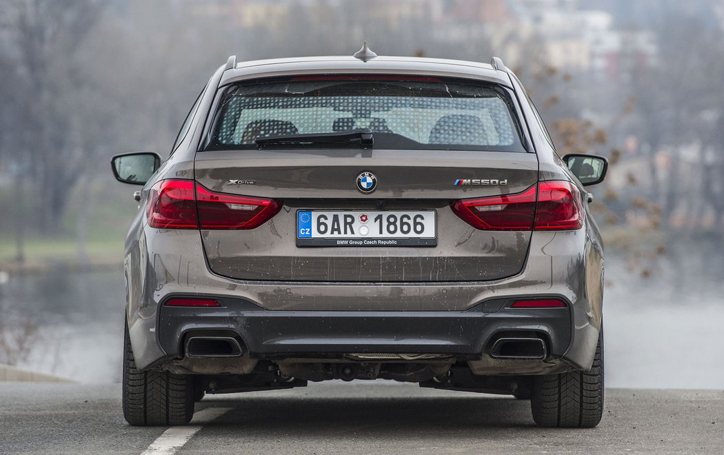 BMW M550d xDrive Touring