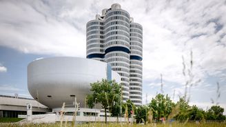 Největší čtyřválec na světě se už skoro 55 let tyčí nad Mnichovem. Není snad nikdo, kdo by ho nemiloval Největší čtyřválec na světě se už skoro 55 let tyčí nad Mnichovem. Není snad nikdo, kdo by ho nemiloval