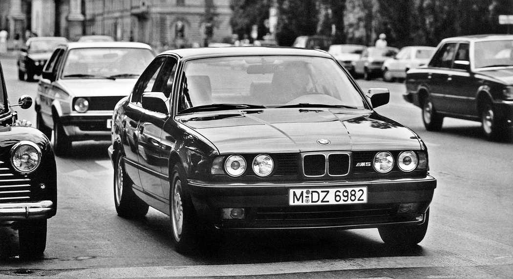 BMW M5 E34 (1988-1992)