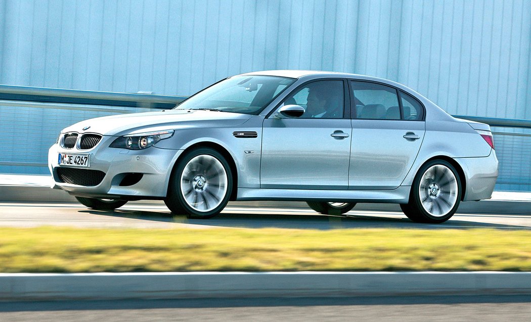 BMW M5 E60 (2004-2009)