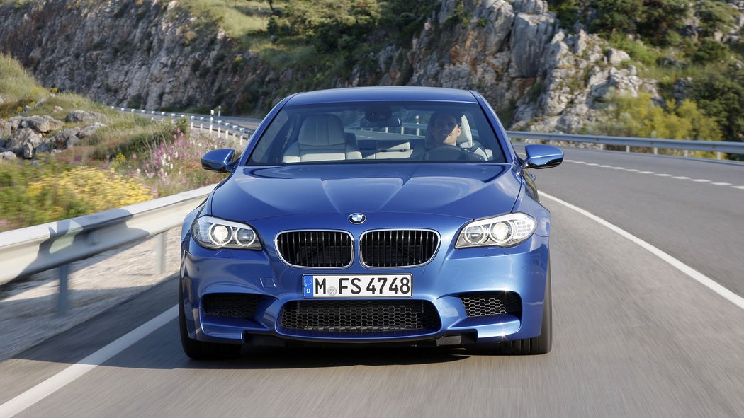 BMW M5 F10 (2011-2013)