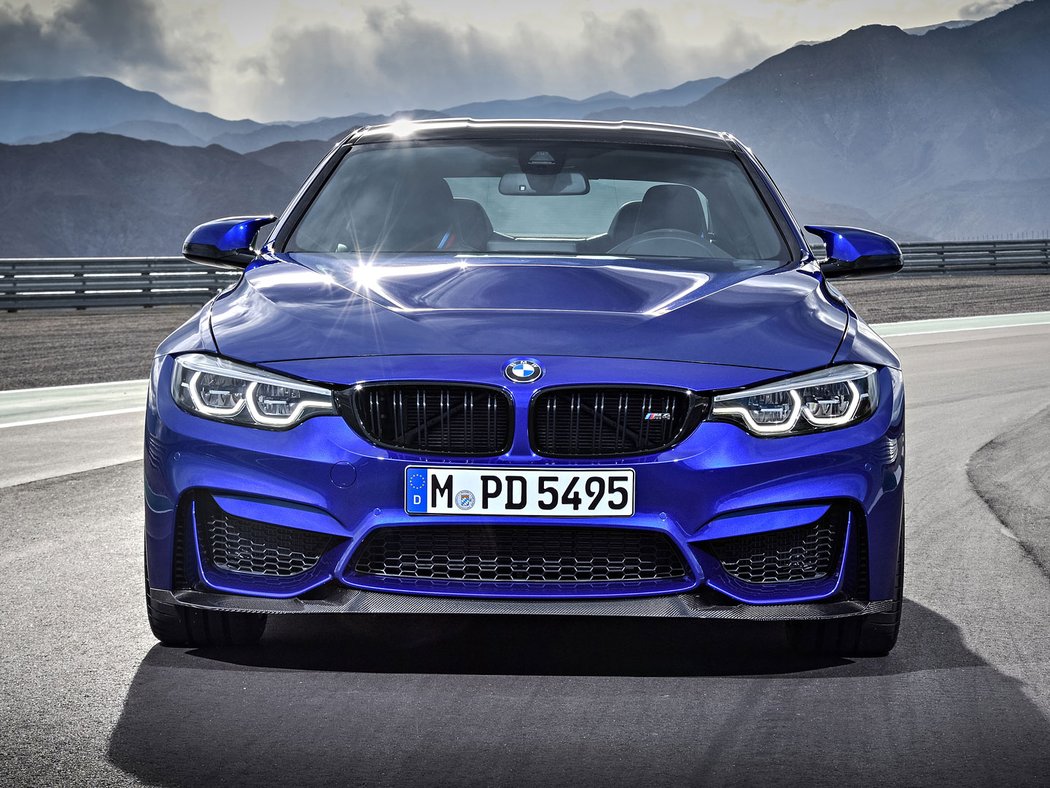 BMW M4 CS