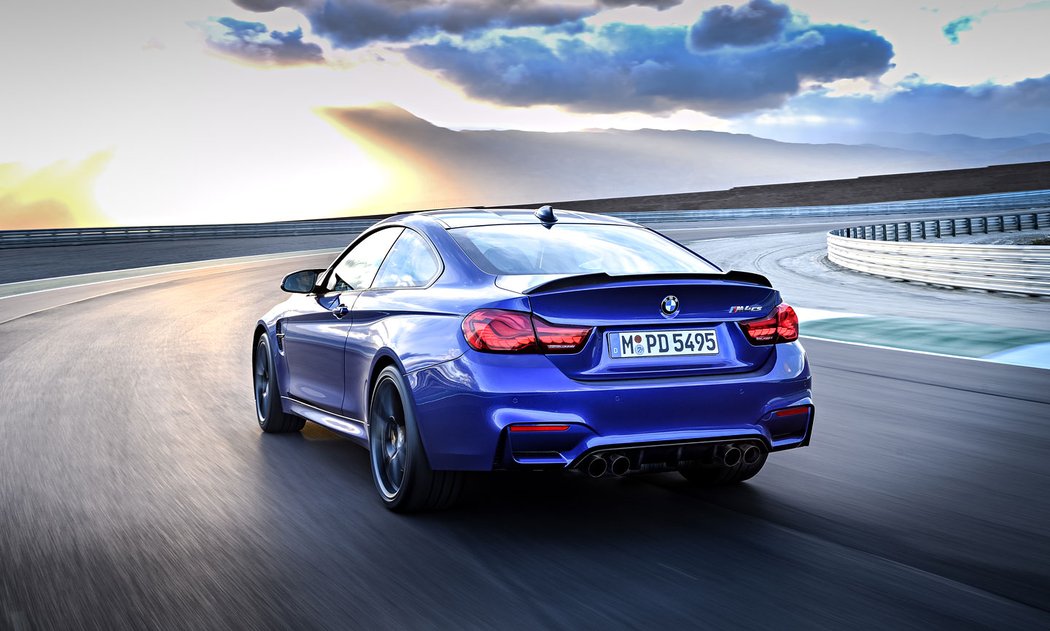 BMW M4 CS