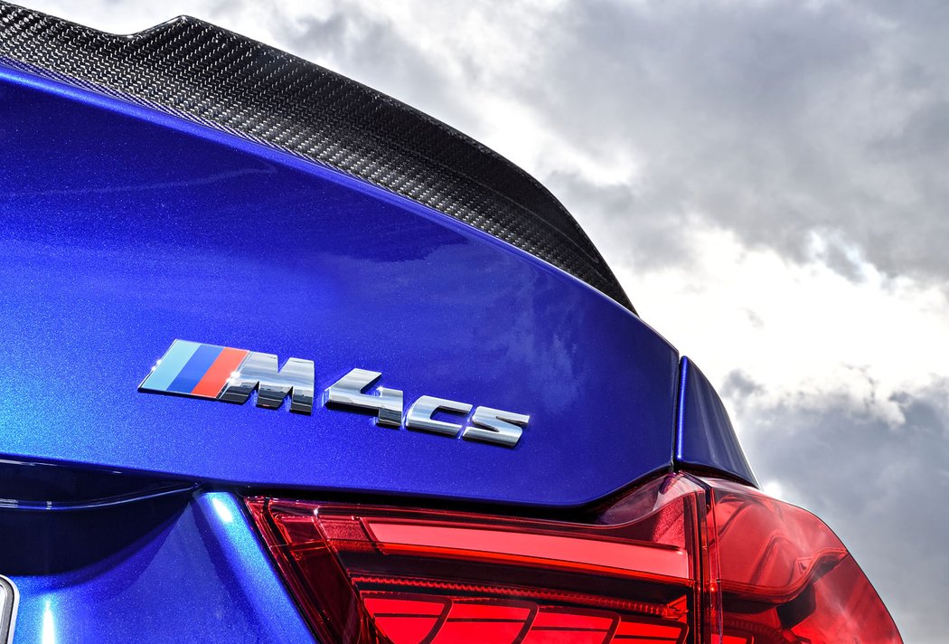 BMW M4 CS