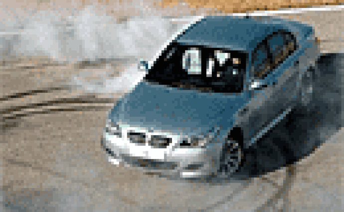 Video: driftování v BMW M5