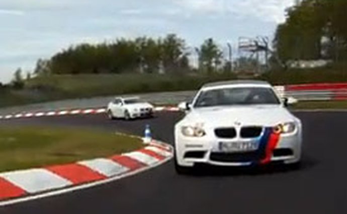 Škola pro řidiče BMW: Driving Experience na videu