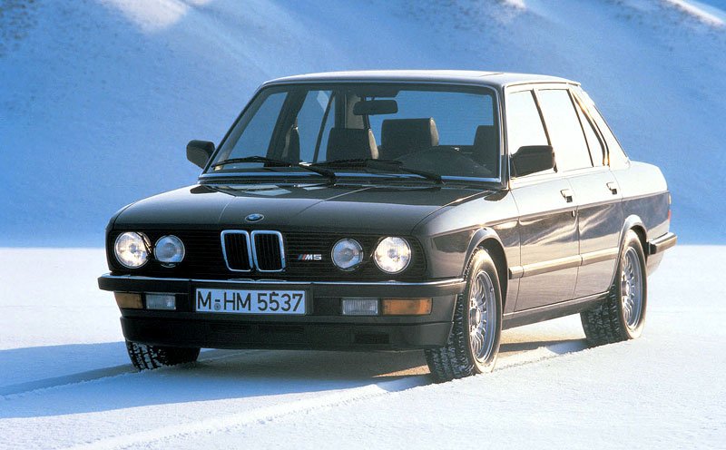 M5 E28