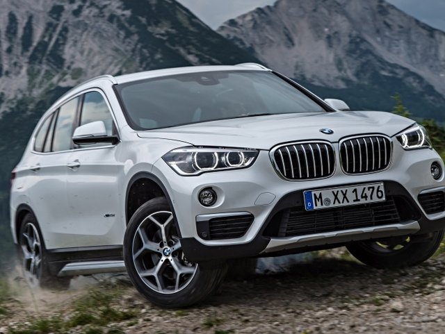 Za volantem BMW X1