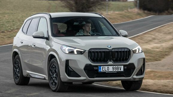 TEST BMW X1 xDrive25e – Ramena jen nedělá