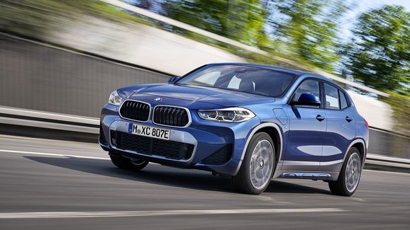 Plug-in hybridní BMW X2 xDrive25e nabídne 220 koní a dojezd až 57 km