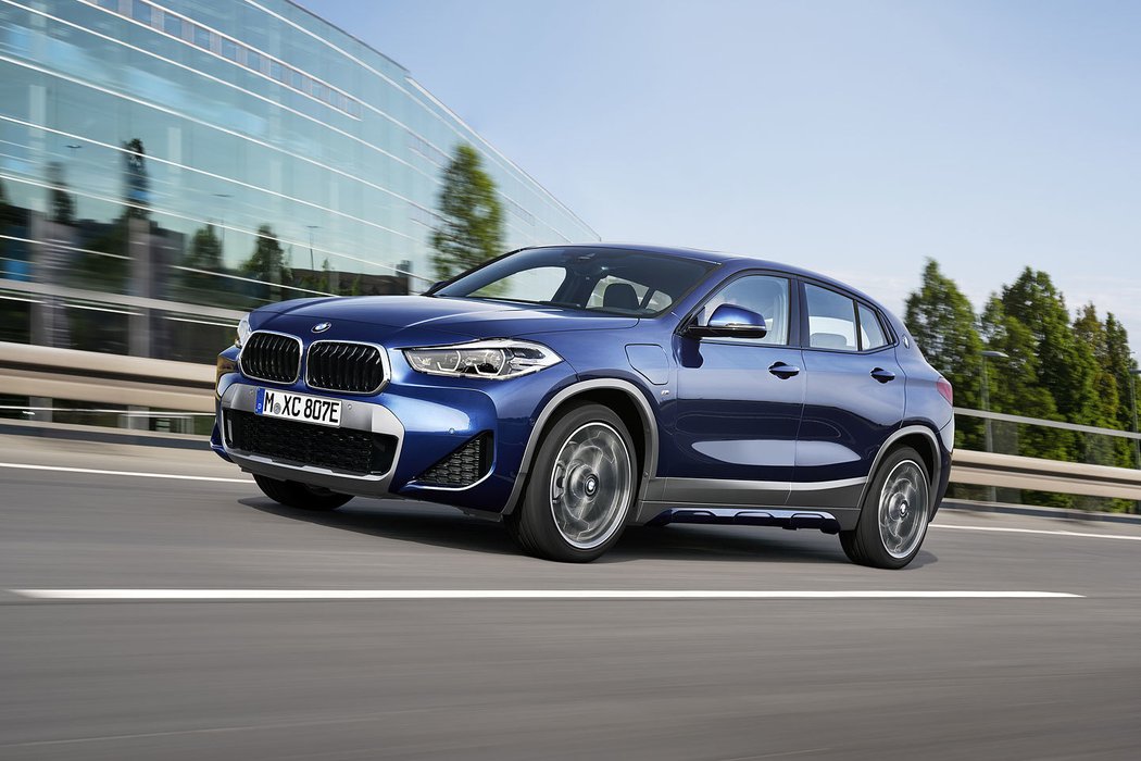 BMW X2 xDrive25e