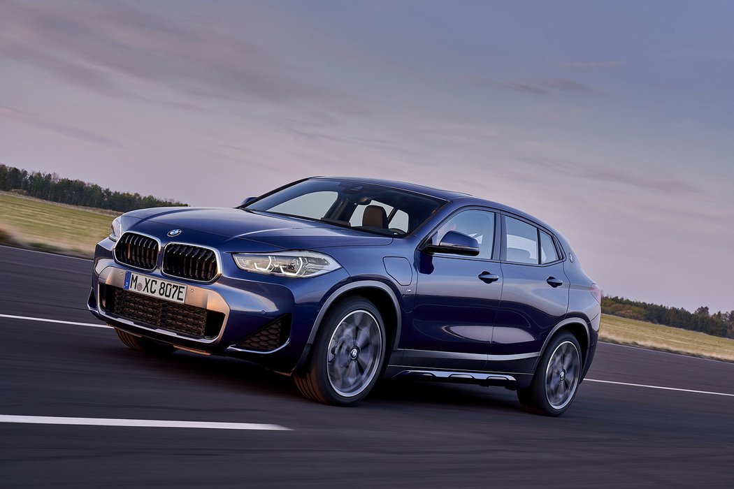 BMW X2 xDrive25e