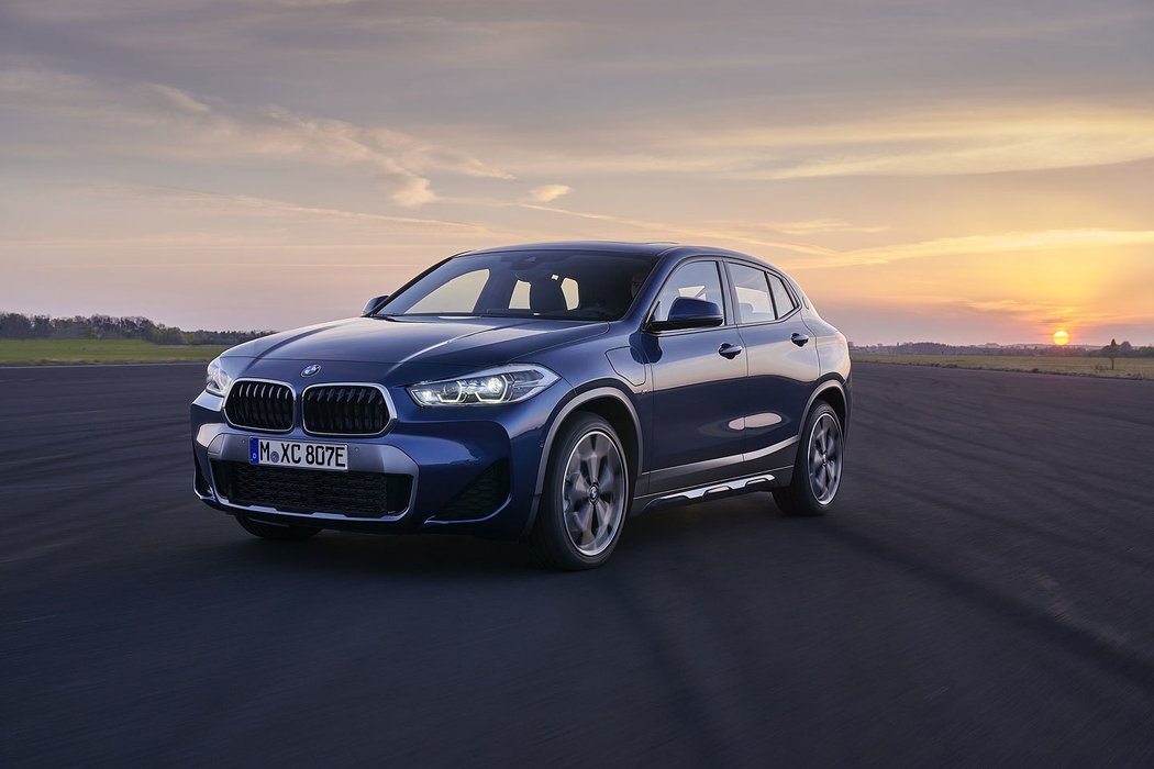 BMW X2 xDrive25e