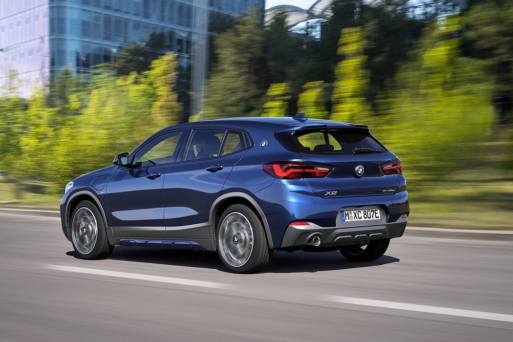 BMW X2 xDrive25e