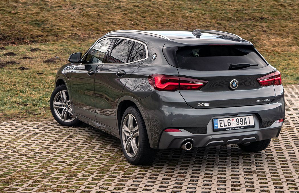 BMW X2 xDrive25e