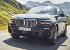 BMW X5 xDrive45e oficiálně: Plug-in hybrid má teď třikrát delší dojezd. Známe české ceny