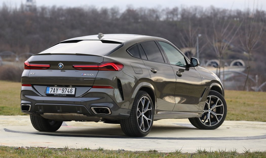 BMW X6 M50i xDrive