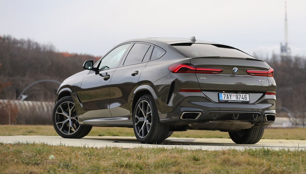 BMW X6 M50i xDrive