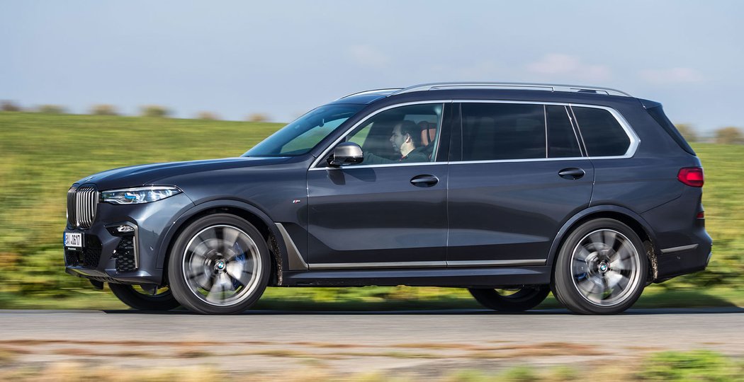 BMW X7 M50i