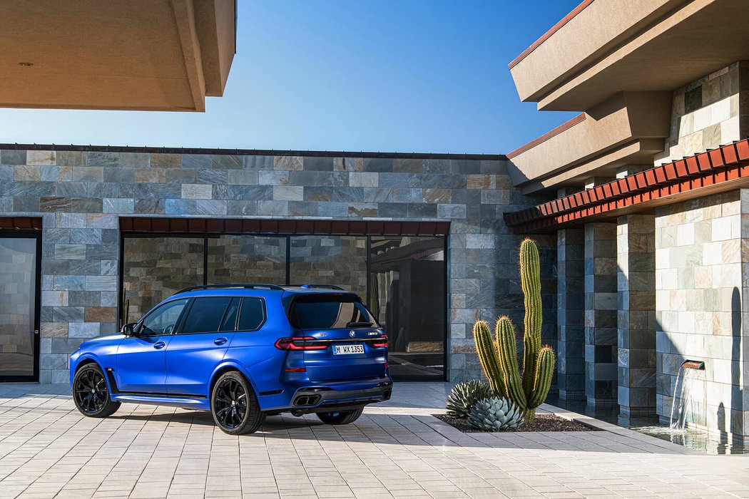 BMW X7 M60i xDrive