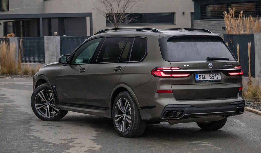 BMW X7 M60i xDrive