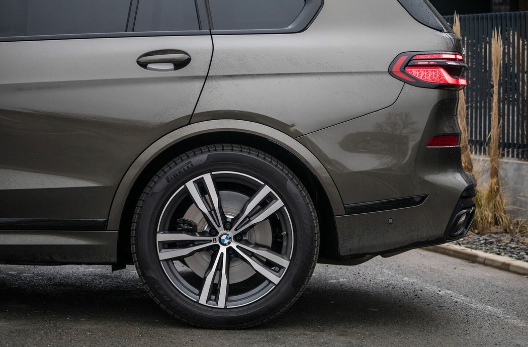 BMW X7 M60i xDrive