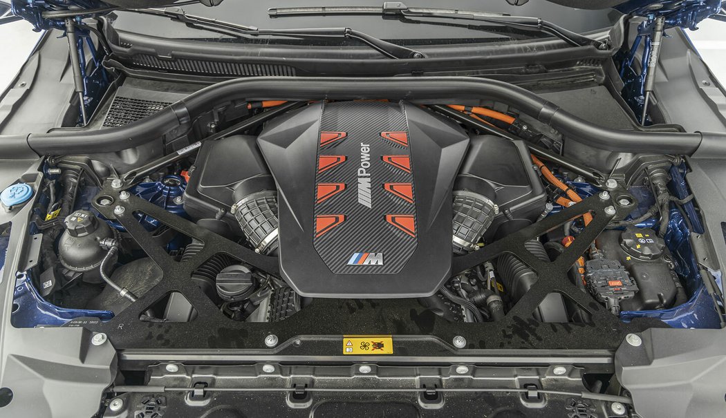 BMW XM 4.4 V8 M Hybrid