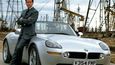 BMW Z8 čerpalo inspiraci z poválečného modelu BMW 507 a zahrálo si v "bondovce" Jeden svět nestačí (1999)