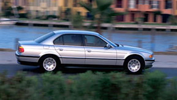 BMW řady 7 E38 (1994-2001): Sedmičková motokára