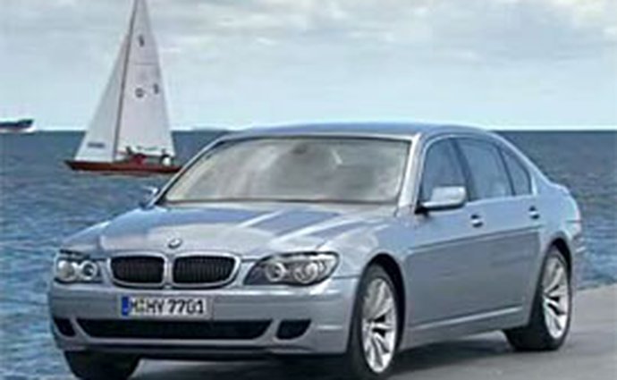 Video: BMW Hydrogen 7 – luxusní limuzína spalující vodík