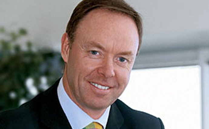 Ian Robertson, šéf Rolls-Royce, bude také ředitelem prodeje a marketingu BMW