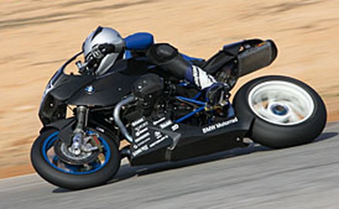 BMW R1200S Sportboxer: závodní stroj pro Le Mans