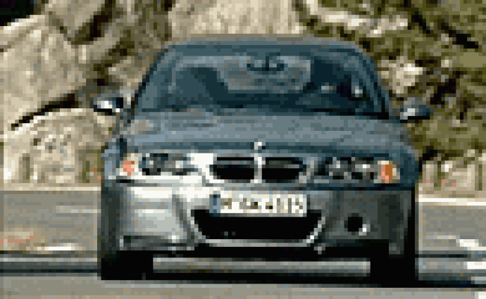 Oficiální video - BMW M3 CSL