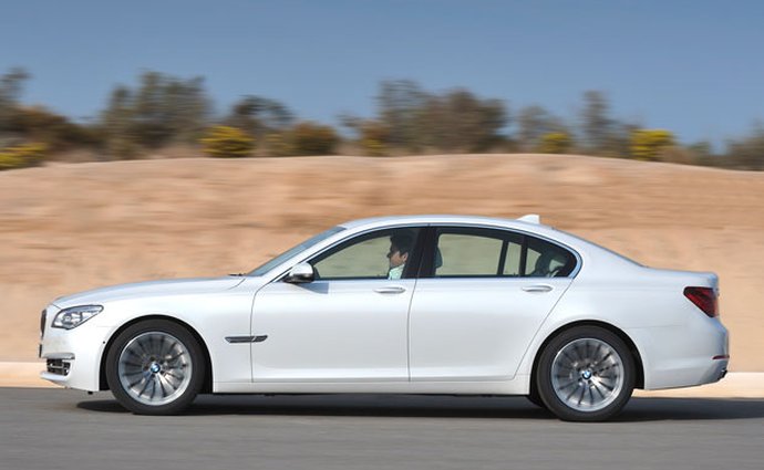 Příští BMW 7 bude lehčí, na vrcholu stane 760i xDrive M Performance
