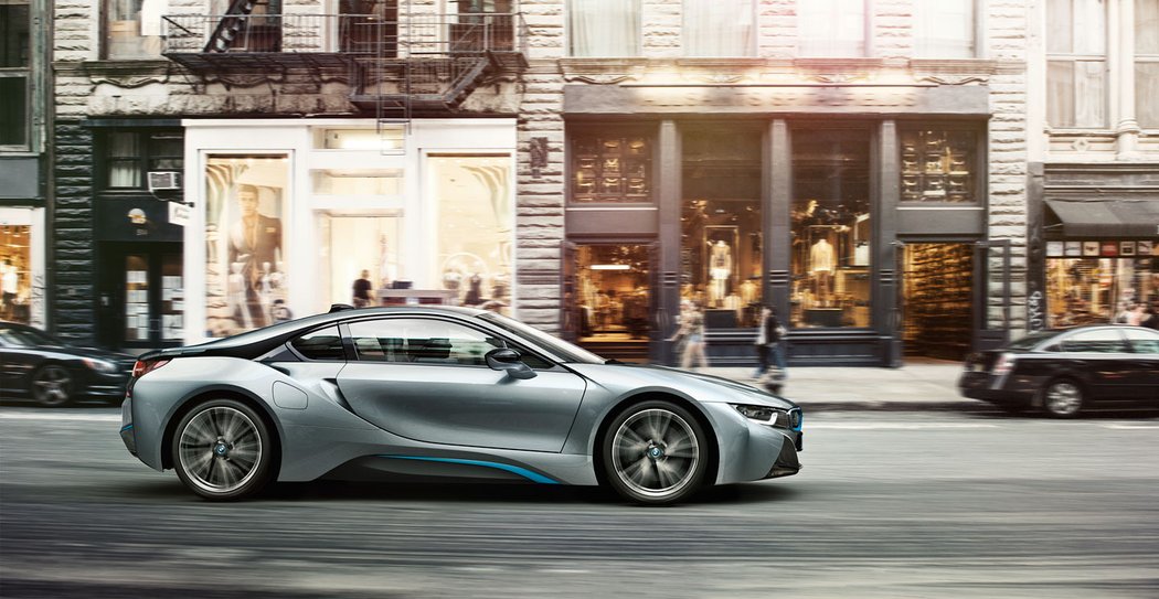 BMW i8