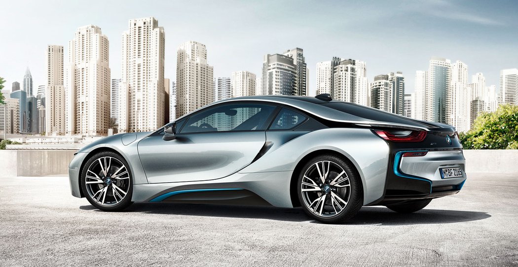 BMW i8