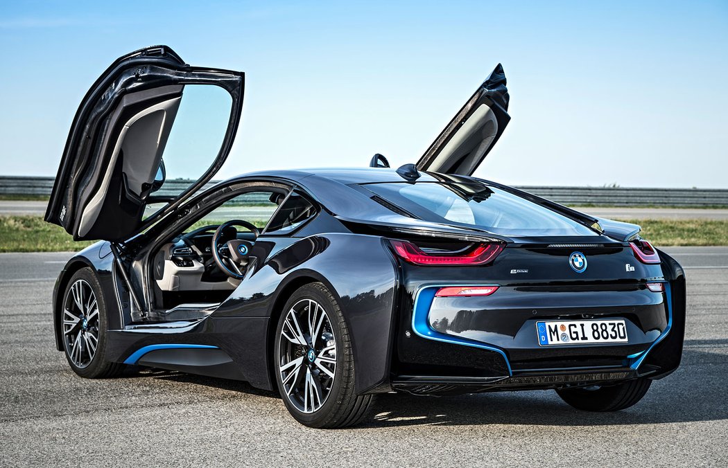 BMW i8