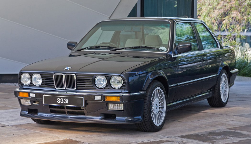 BMW 333i (1985-1987)