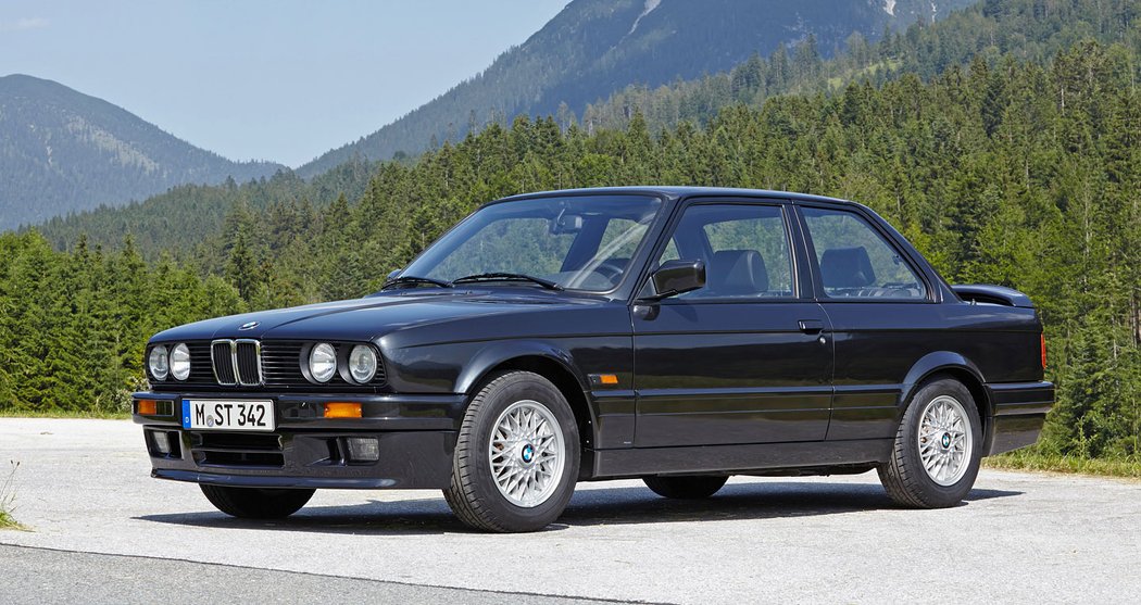 BMW 320is Coupe (1988-1990)