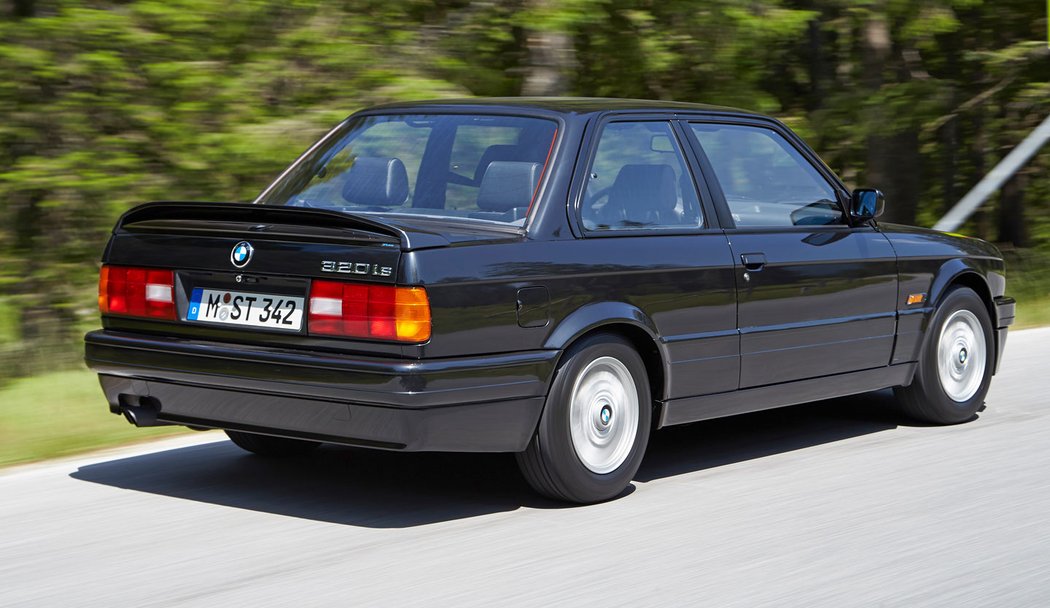 BMW 320is Coupe (1988-1990)